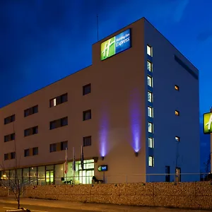 holiday-inn-express-vitoria.bilbaohotelsspain.com/